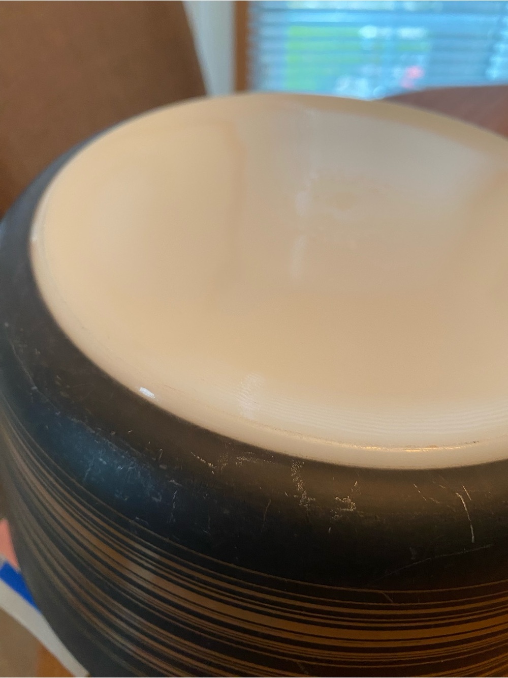 1960’s Pyrex “Terra” Pattern Pyrex Covered Dish. - Picture 7 of 11